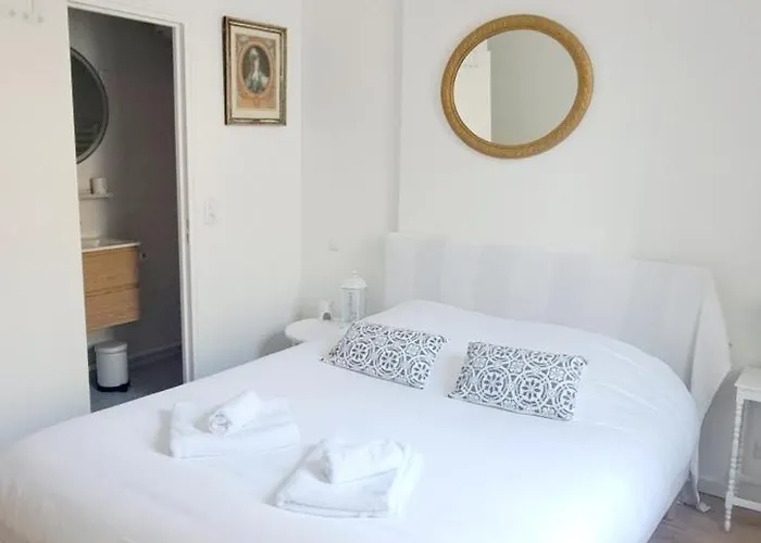 Agreable 2 Pieces - Rue Du Vieux Versailles